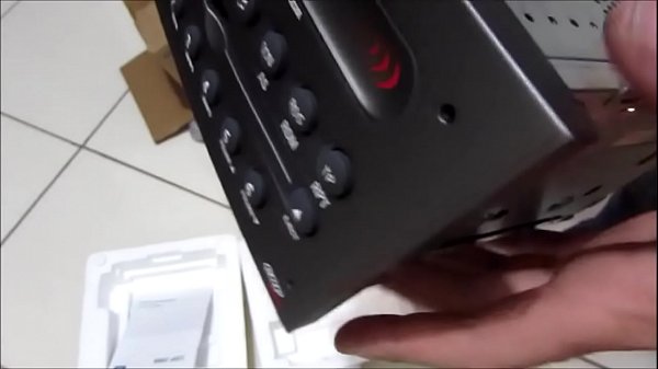 ¡Vídeo para todos los que se ponen cachondos al ver hombres en Havaianas con calcetines! SEM PORNO