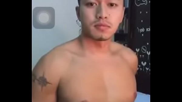 handsome boy peep la