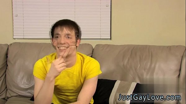 Gay twink bareback cuero castigo gratis Este Ohio nacido, 22 años