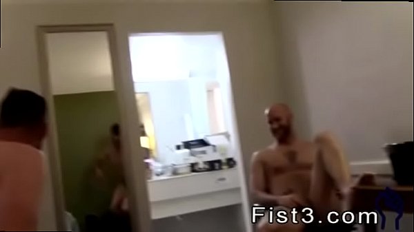 Uomo che si tocca porno gay Kinky Fuckers Gioca e scambia storie