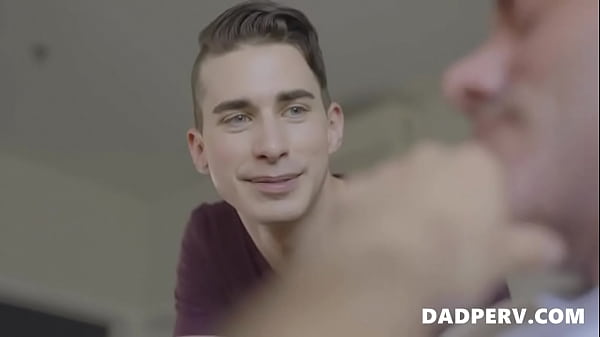 Muscular Step Daddy Manuel Skye Penetrates His '_s Ass
