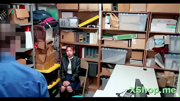 Cute Kimberly Chi blows beef bayonet ready for sex