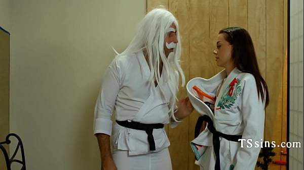 SENSEI SCHLAMPEN AUS Kampfsport-Trainingsrunden | TSSins