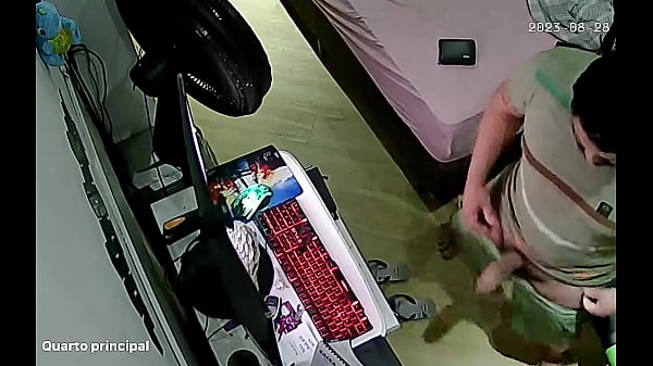 Alguns jogos capturados com uma c&acirc_mera bem escondida.