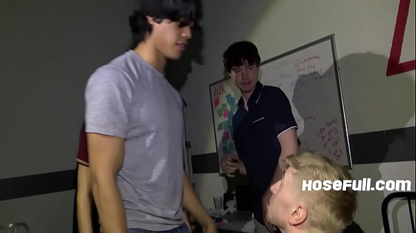 जॉक्स गैंगबैंग ए लूज़र - होज़फुल