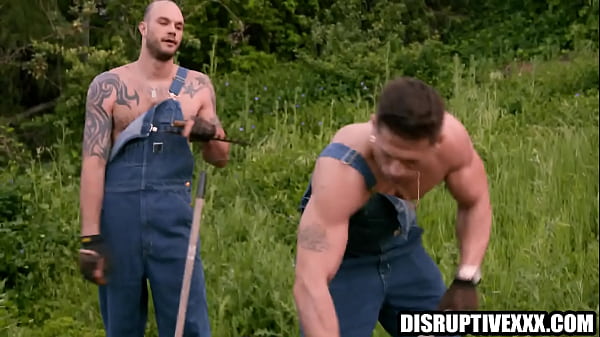 Celebrità gay scopano sul set di un reality show