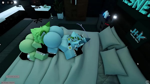 Roblox furry chupando mi culo...(SNO / MX RLN)