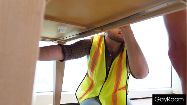 Service Tech Services A Customer'_s Fat Cock In The Shower