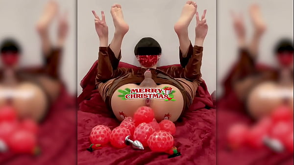 (Chris Damned) spuckt auf (Tannor Reeds) Arschloch fingert es, bevor er es mit seinem Schwanz dehnt - Männer