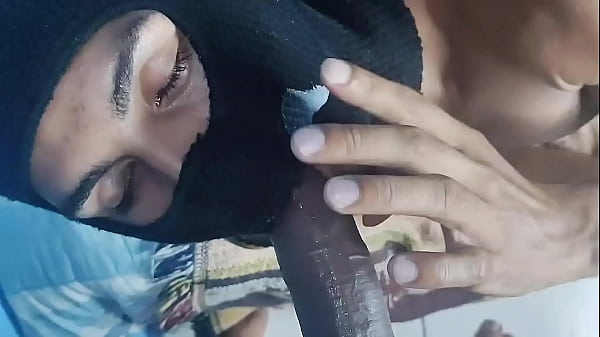 Bandit a fumé un joint puis j'ai fini par le baiser, finalement il a bu du lait et je suis même entré deux fois dans son cul.