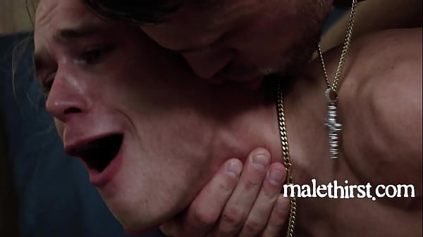 Seduci il mio figliastro, voglio sapere se è gay - Roman Todd, Johnny Moon