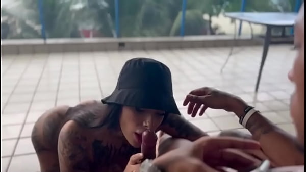 I SUCKED SO MUCH THAT MY MOUTH HURTS AND I CHOKED ON THE FUCK OF THE BABIES **COMPLETE ON RED**