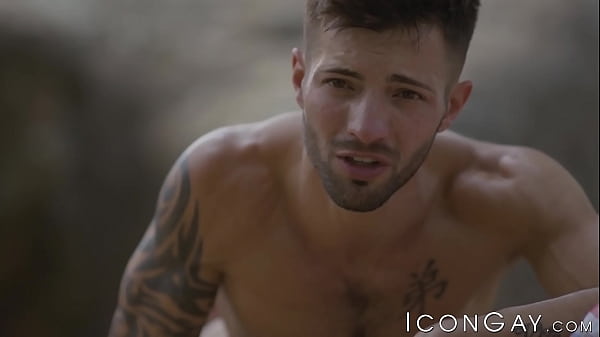 Anh chàng tóc bạc Lance Charger thông đít khốn Casey Everett