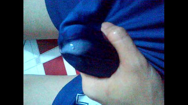 Xuất tinh vào quần