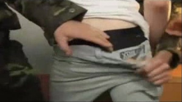 Soldats minets en action brute 2