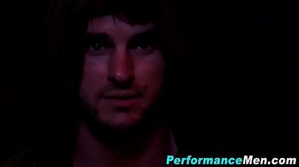 Les étalons satanistes se consacrent